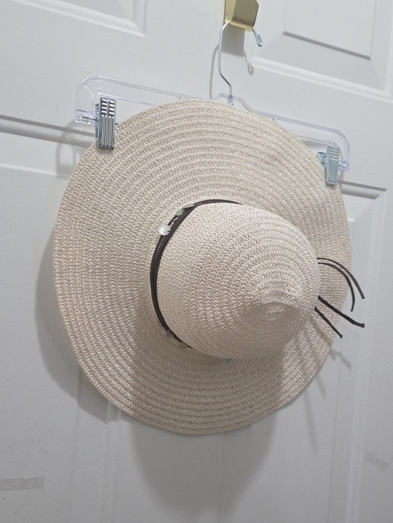 Accessories - Wide Brim Straw Sun Hat with Brown Band